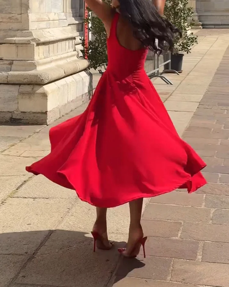 Heidi-Mode | Rotes Enges Midikleid mit Trägern - Image 2