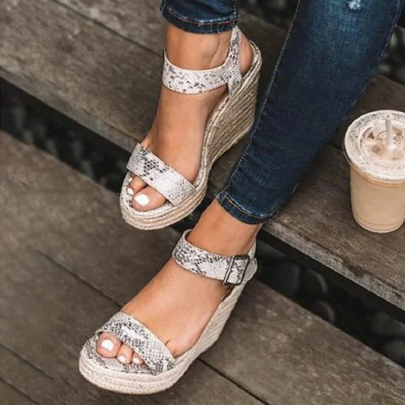 Heidi-Mode | Sandalen mit Offenem Zeh und Knöchelriemen - Image 4