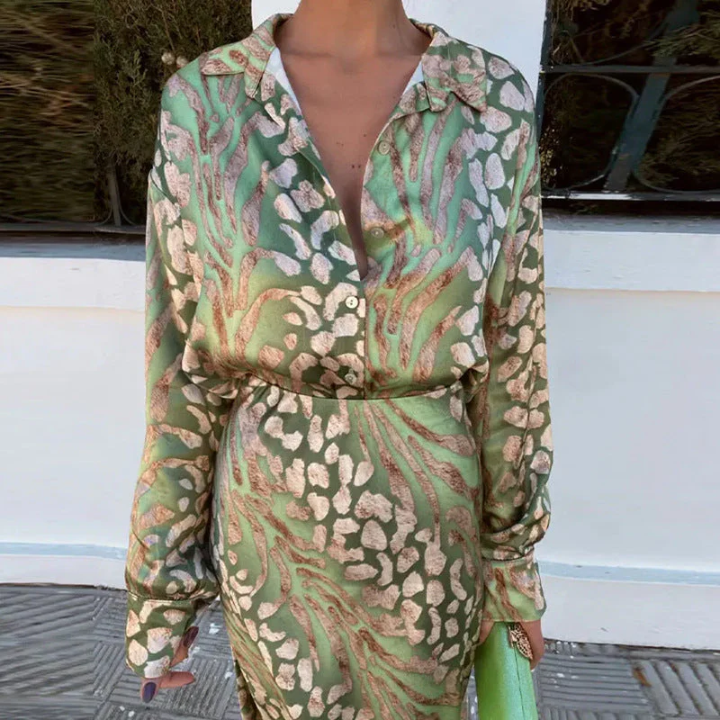 Heidi-Mode | Satiniertes Bedrucktes Midi Kleid mit Langen Ärmeln für Damen - Image 2