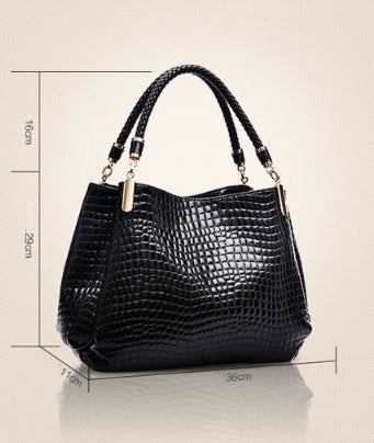 Heidi-Mode | Schultertasche mit Krokodil Muster - Image 2