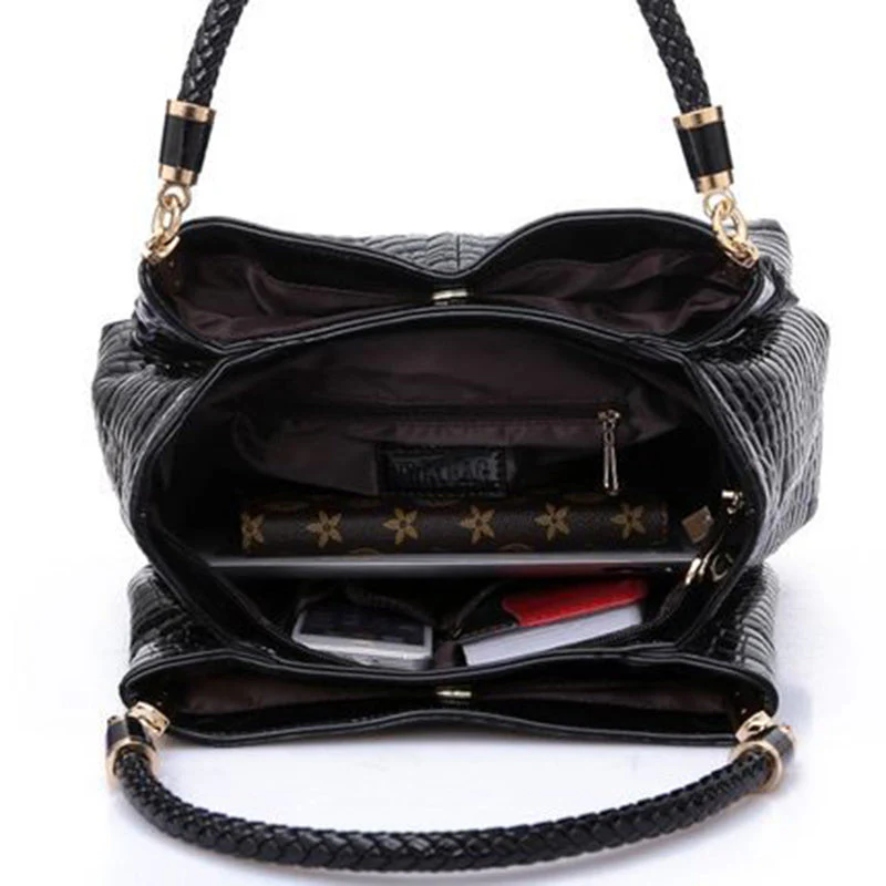 Heidi-Mode | Schultertasche mit Krokodil Muster - Image 4