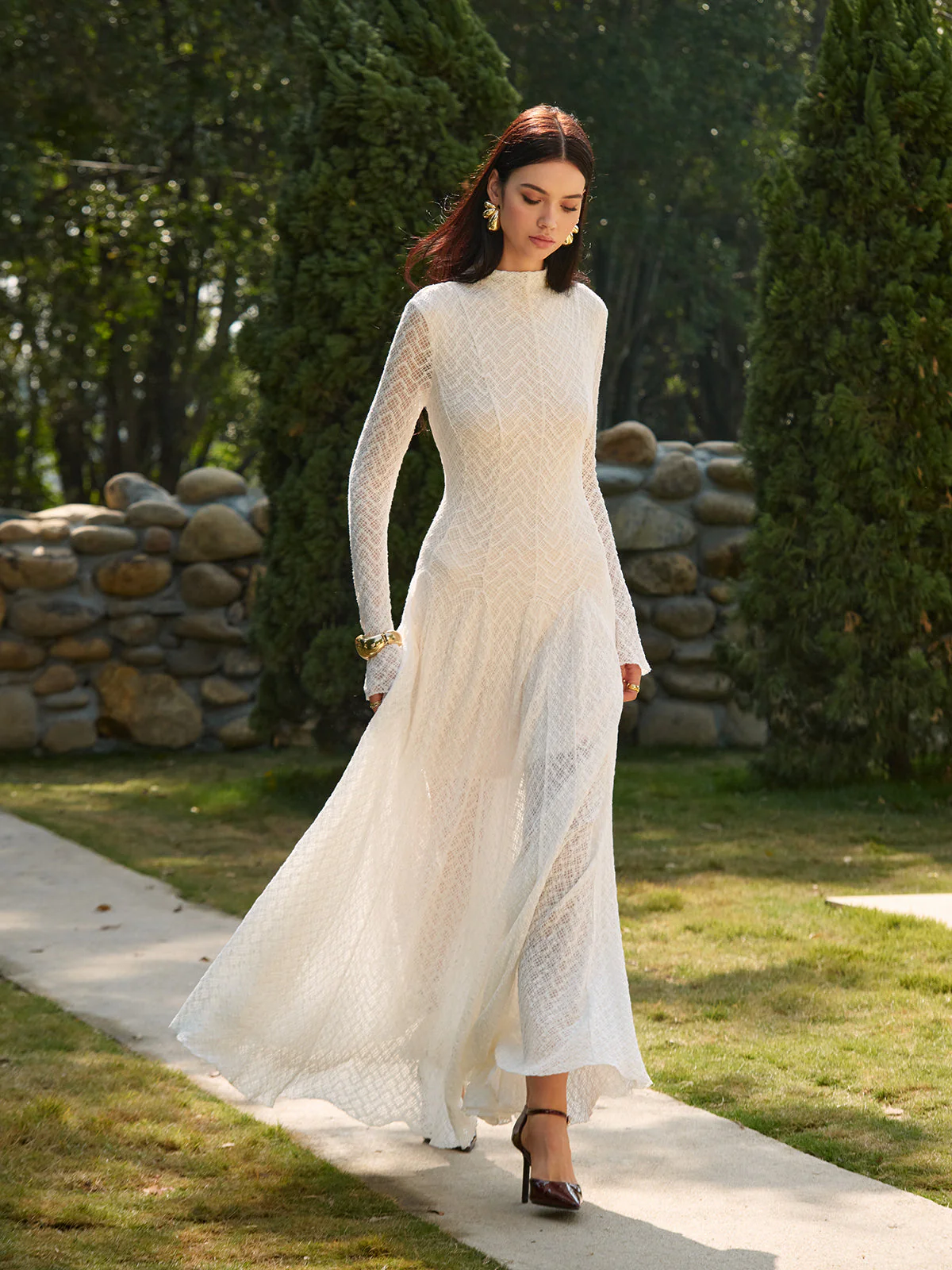 Heidi-Mode | Semi Sheer Gesäßausschnitt Spitze Fließendes Langes Kleid - Image 8