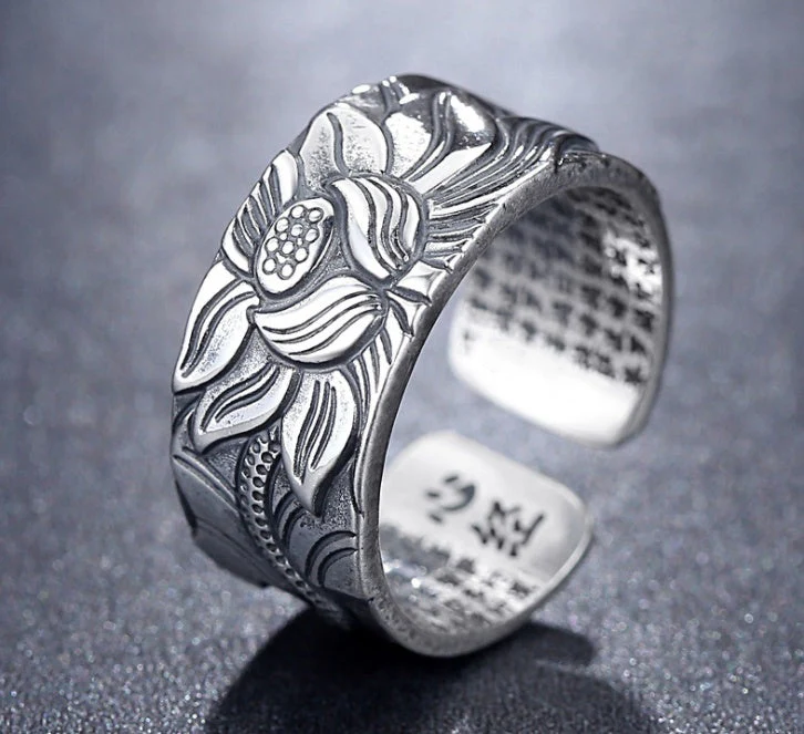 Heidi-Mode | Silberner Lotus Sutra Ring - Image 2