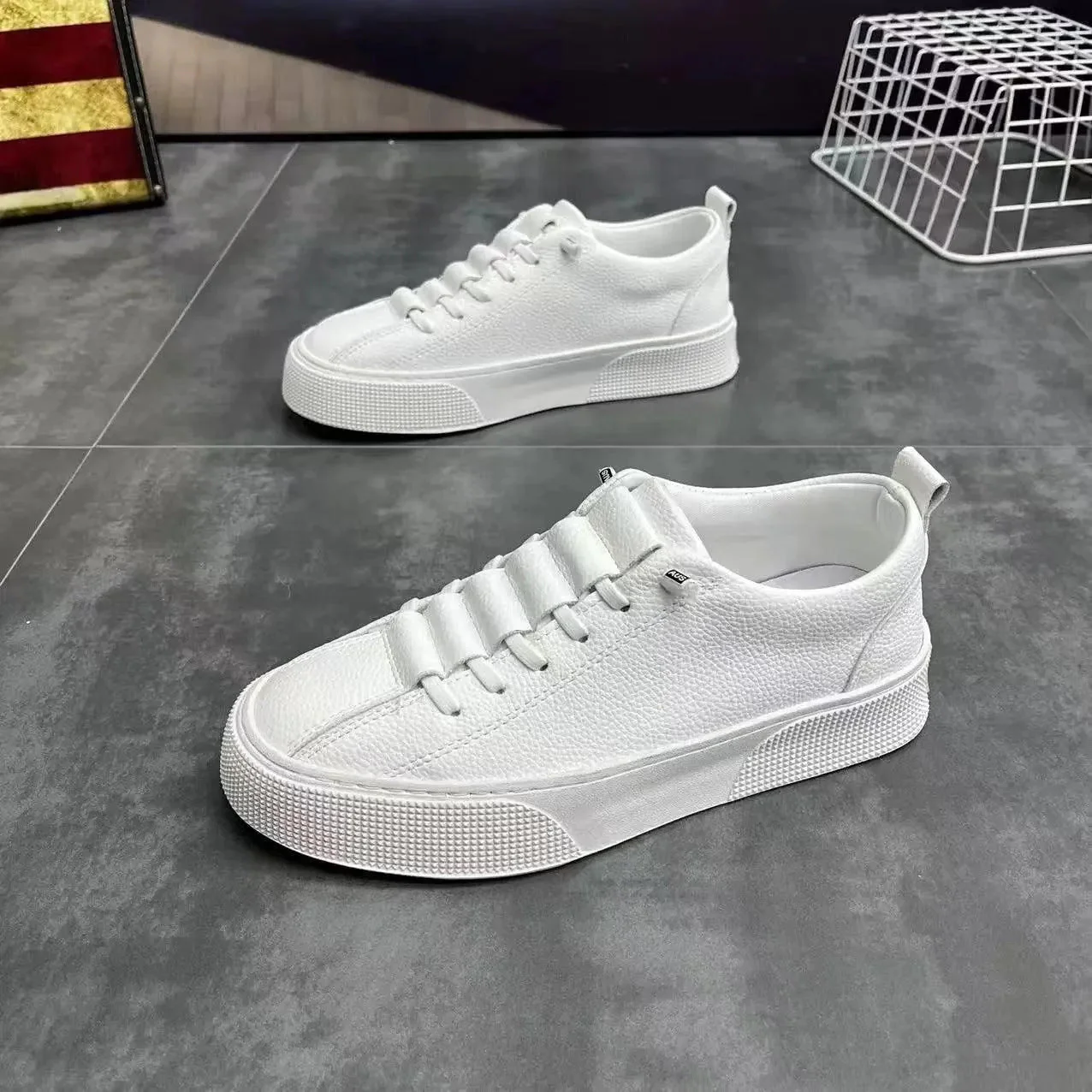 Heidi-Mode | Niedrige Sneaker für Herren Aus Kunstleder - Image 2