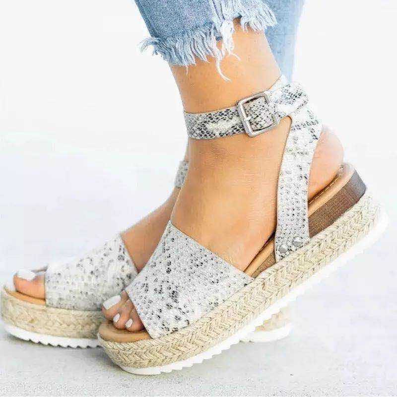 Heidi-Mode | Sommerliche Sandalen für Damen - Image 8