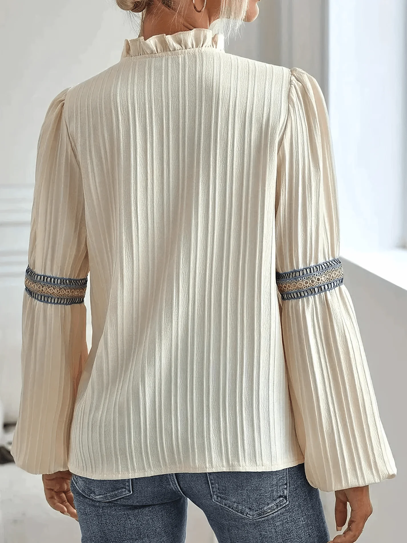 Heidi-Mode | Spitzen Boho Chic Bluse für Frauen - Image 3