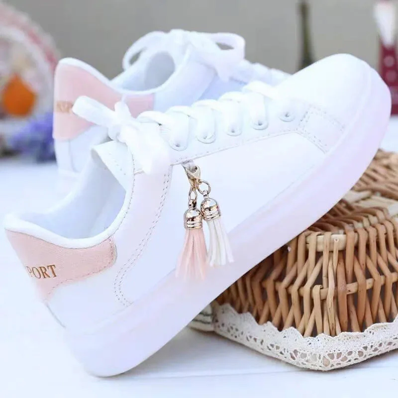 Heidi-Mode | Lässige Sportschuhe - Image 5