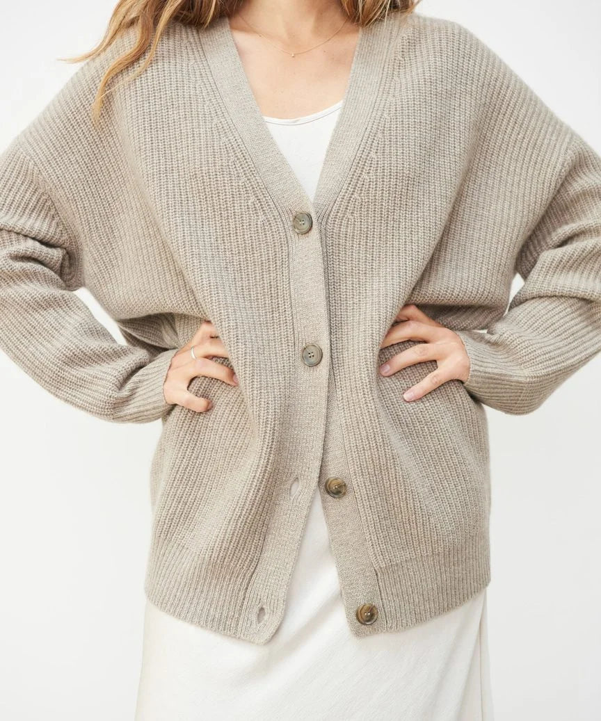 Heidi-Mode | Stilvolle Kaschmir-Strickjacke - Image 3