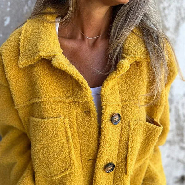 Heidi-Mode | Stilvolle Kurze Wolljacke mit Revers - Image 2