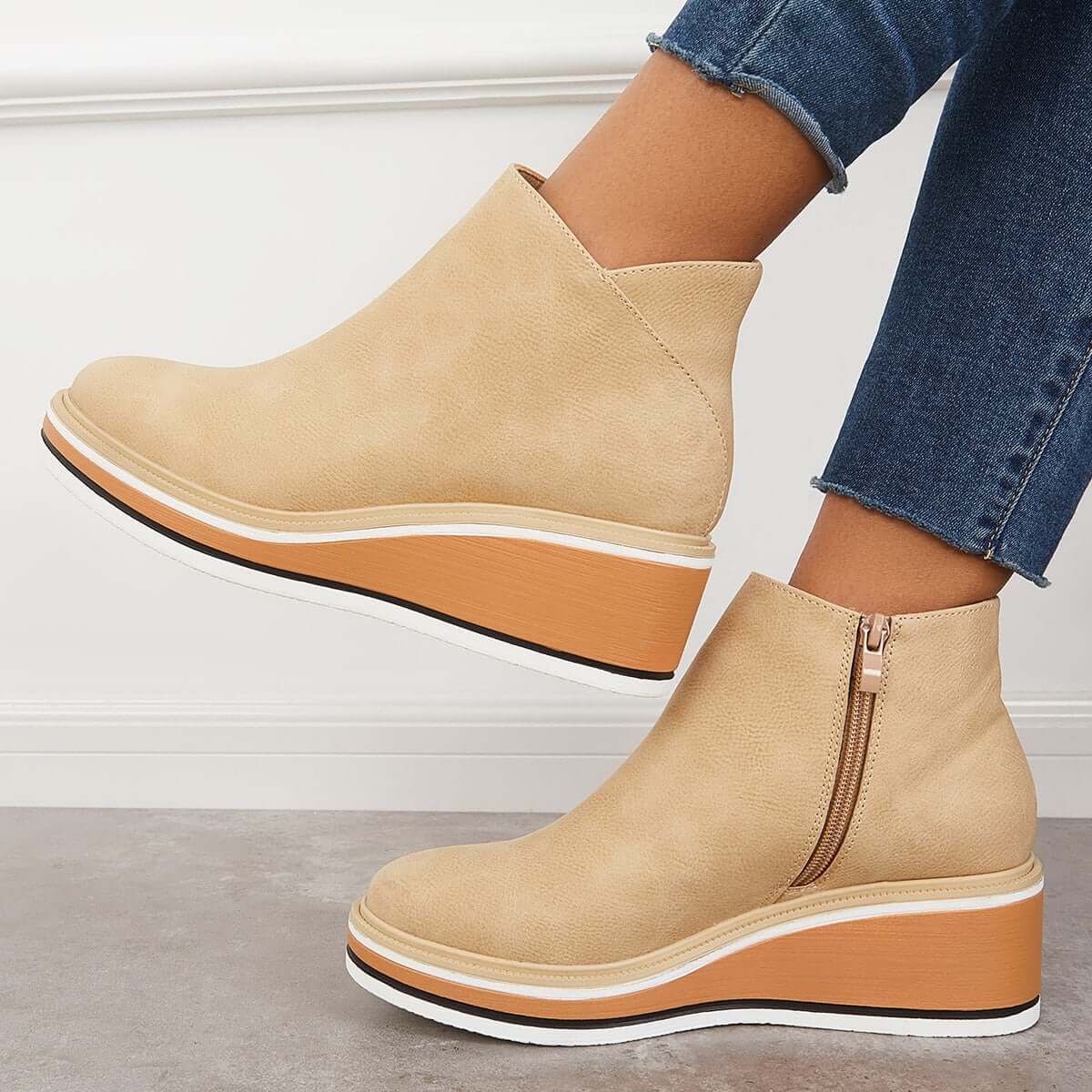Heidi-Mode | Stilvolle Stiefeletten mit Zipper und Plateau - Image 19