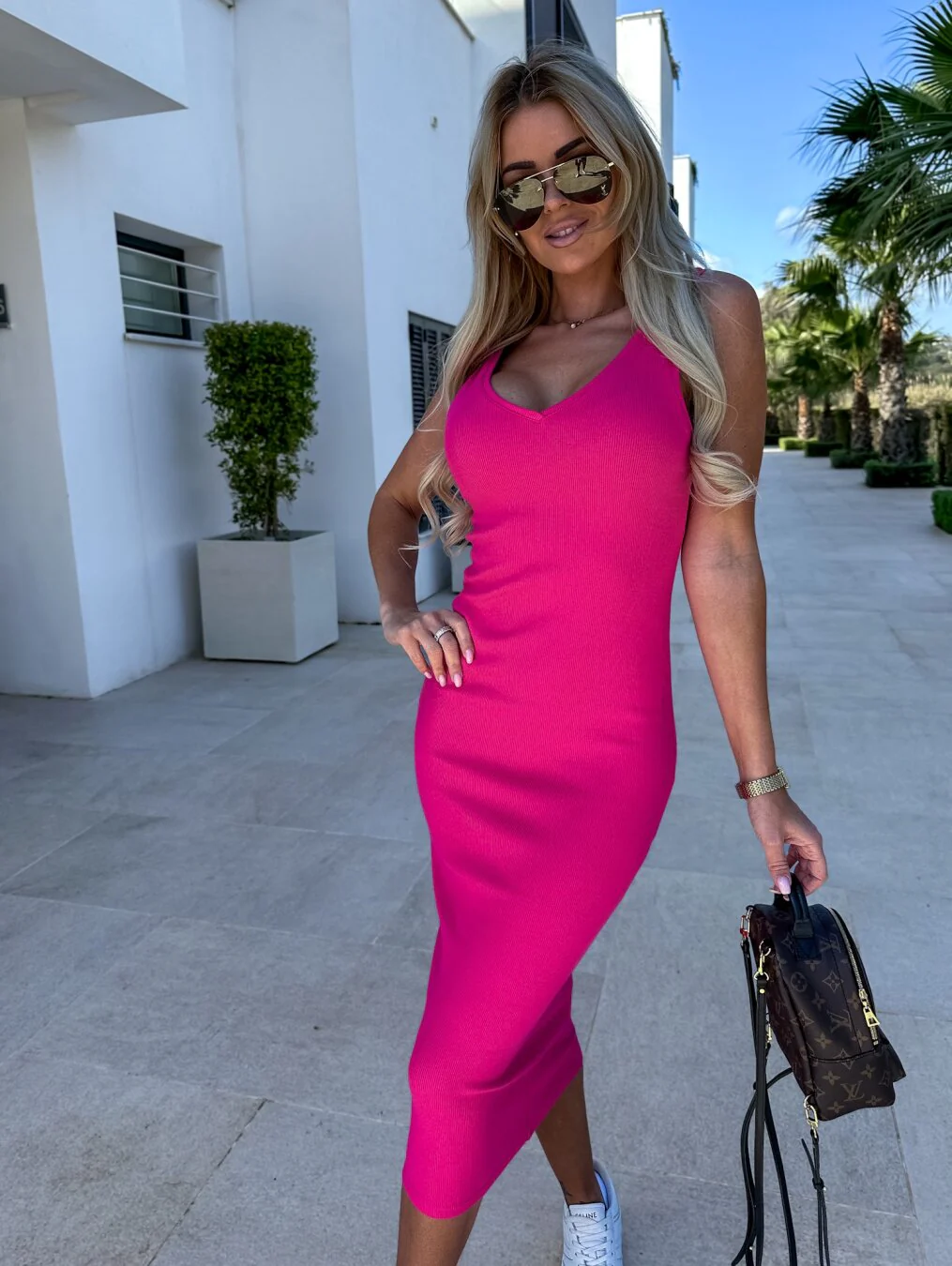 Heidi-Mode | Stilvolles Off Shoulder Crop Top und Midi Rock Set - Image 14