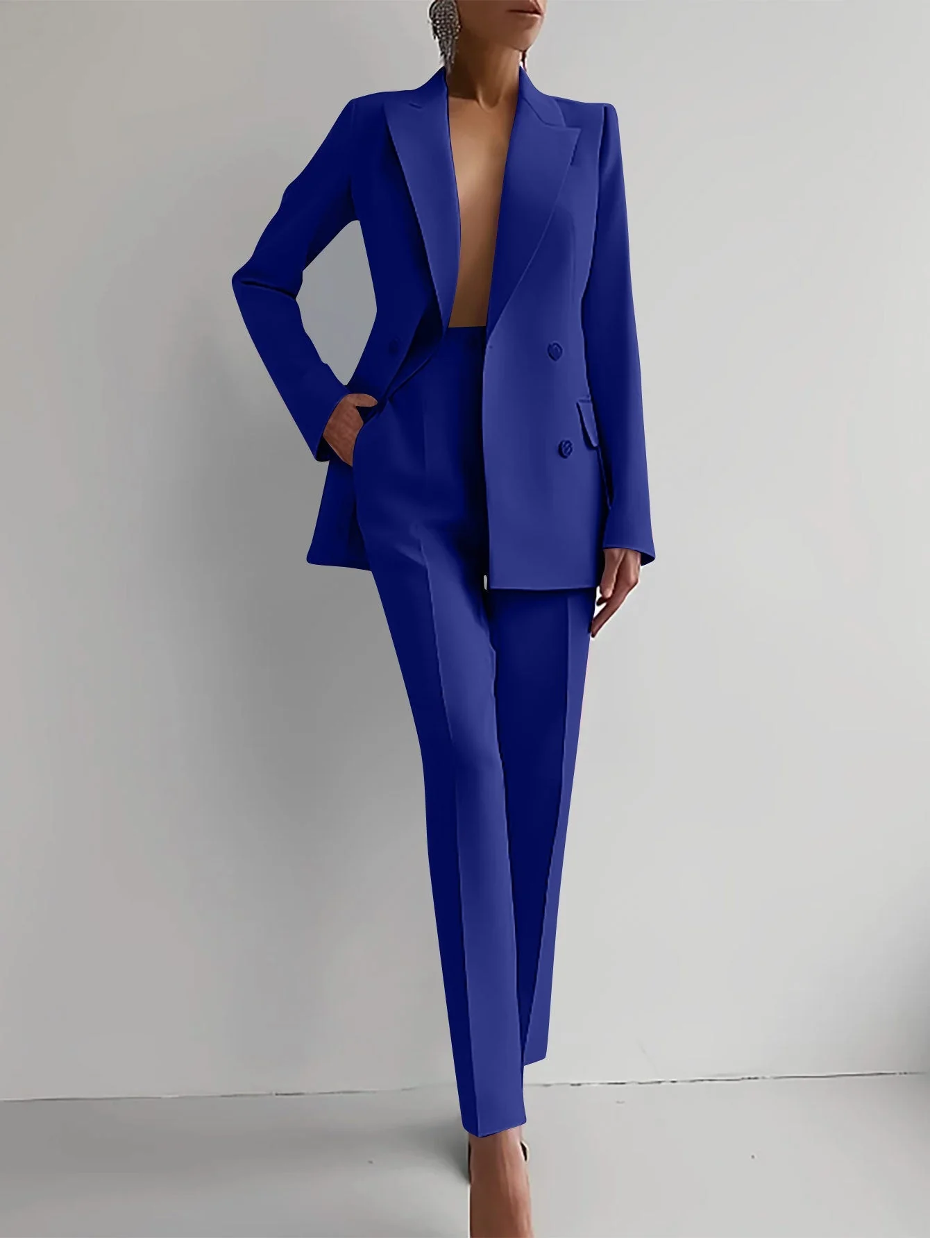 Heidi-Mode | Stilvolles Satz Bestehend Aus Edlem Blazer und Eleganter Hose - Image 7