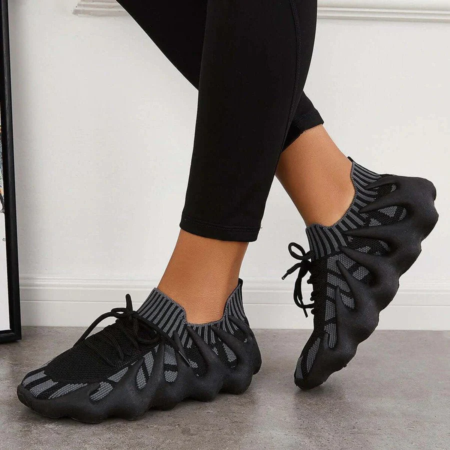 Heidi-Mode | Einzigartige, Stylische Sneaker - Image 24