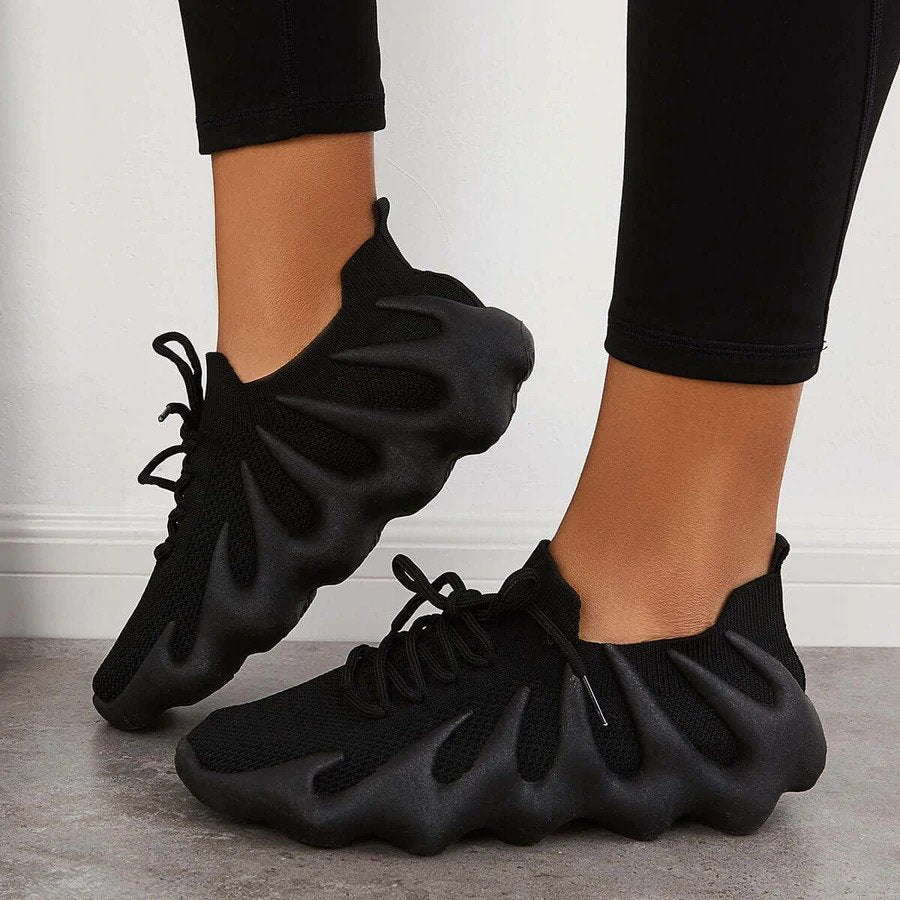 Heidi-Mode | Einzigartige, Stylische Sneaker - Image 27