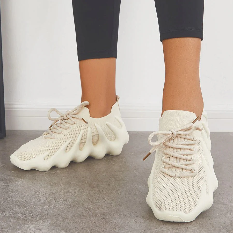 Heidi-Mode | Einzigartige, Stylische Sneaker - Image 7