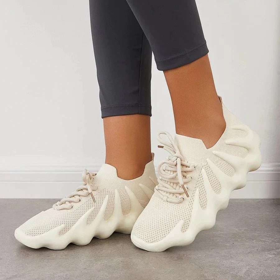 Heidi-Mode | Einzigartige, Stylische Sneaker - Image 8