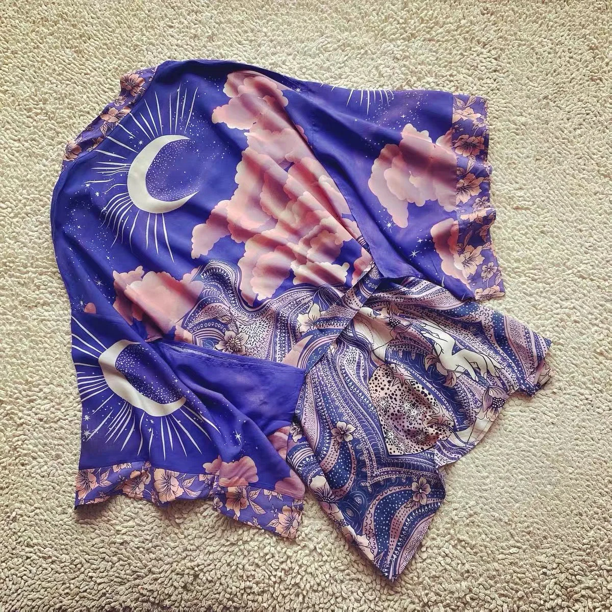 Heidi-Mode | Strandkimono mit „Mystic Blue Moon Starrynight“-Aufdruck - Image 4