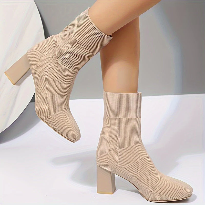 Heidi-Mode | Strickstiefel mit Halbhohem Schaft und Blockabsatz - Image 11