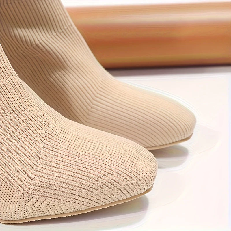 Heidi-Mode | Strickstiefel mit Halbhohem Schaft und Blockabsatz - Image 4