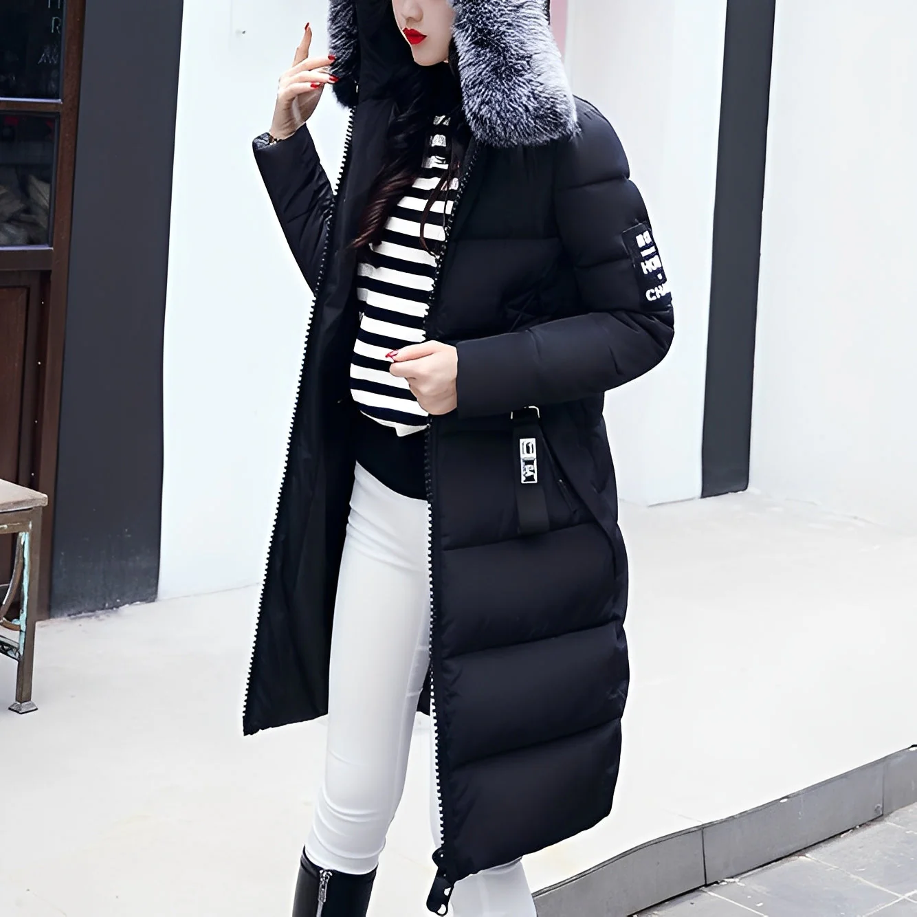 Heidi-Mode | Stylischer, gepolsterter Mantel mit Pelzkragen für Damen - Image 8