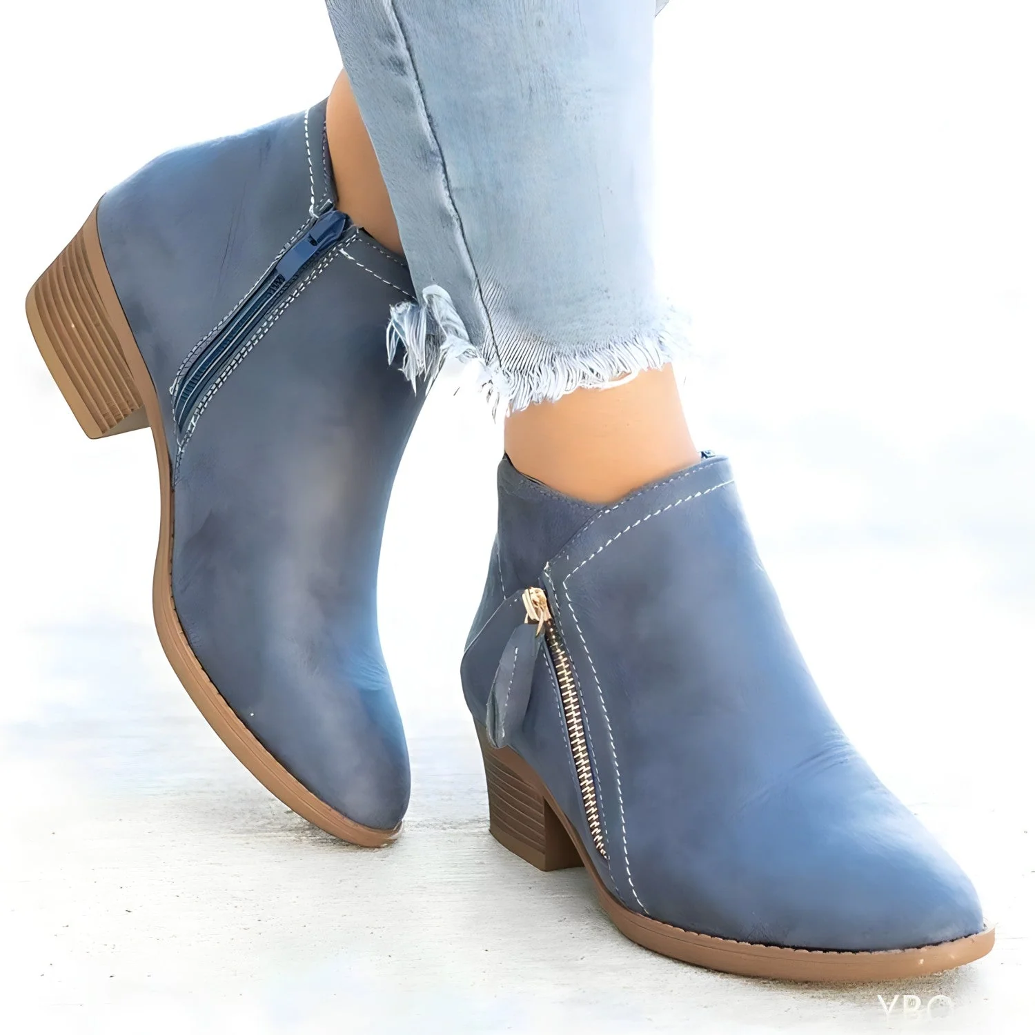 Heidi-Mode | Stylische Wild Vegan-lederstiefel - Image 2