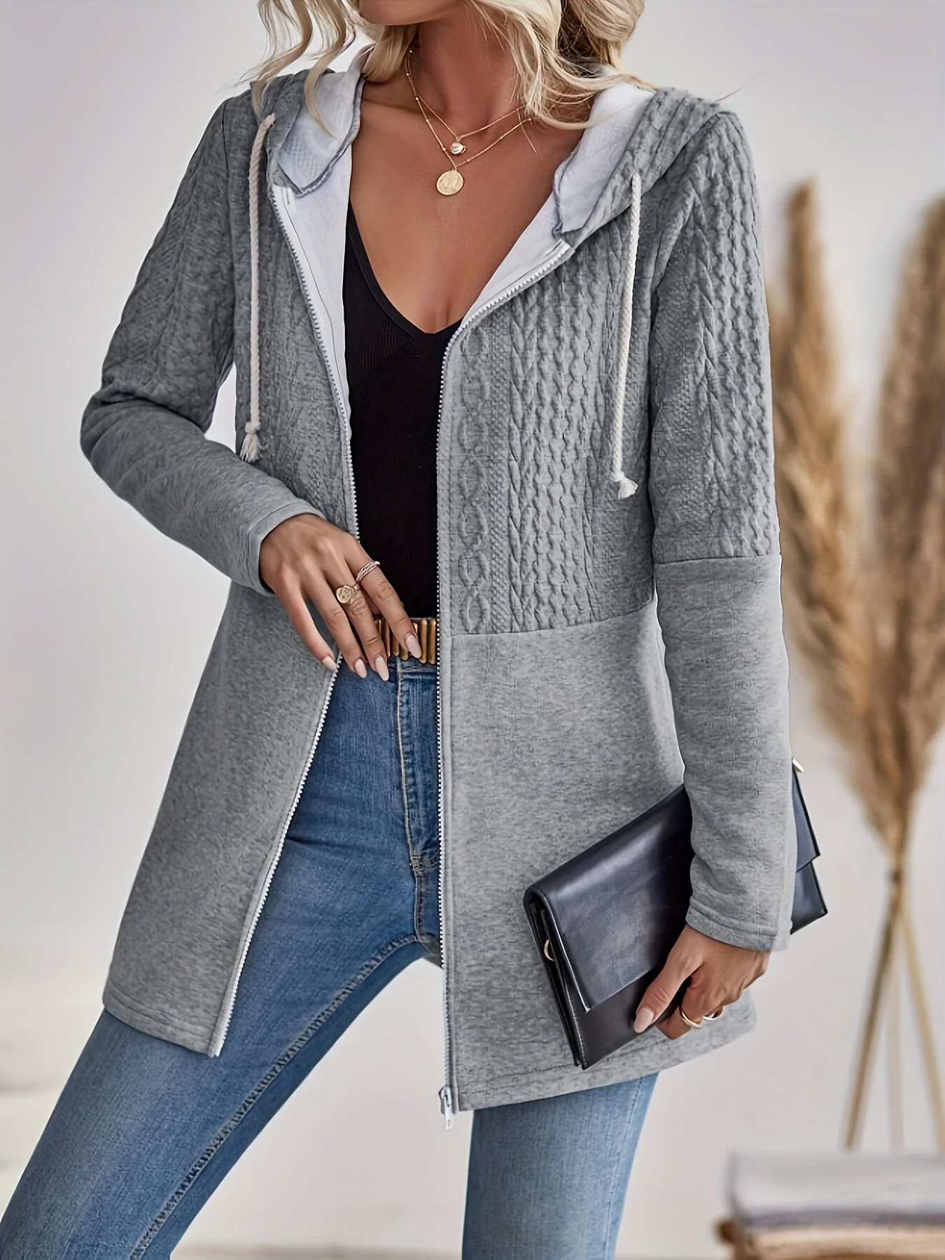 Heidi-Mode | Texturierte Jacke mit Reißverschluss und Kapuze - Image 3