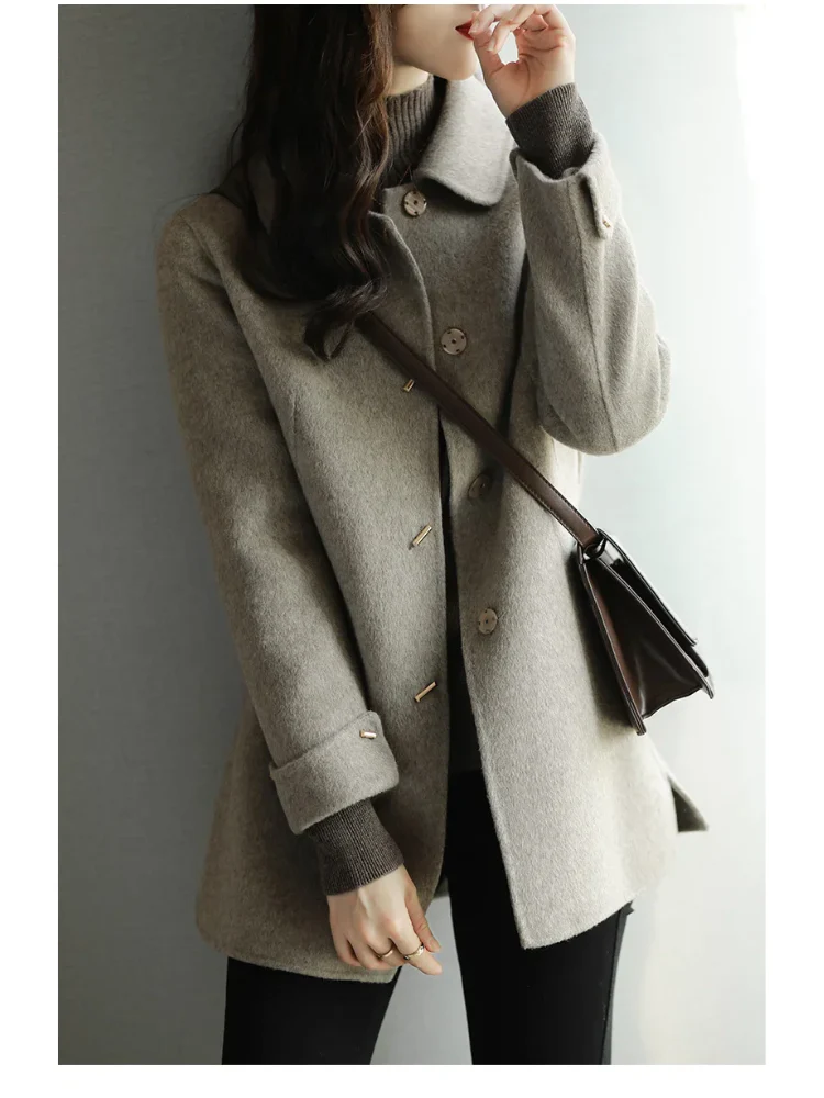 Heidi-Mode | Klassischer Trenchcoat mit Spitzkragen - Image 4