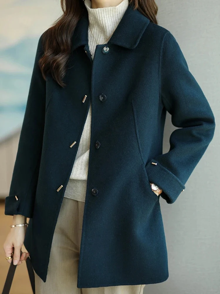 Heidi-Mode | Klassischer Trenchcoat mit Spitzkragen - Image 5