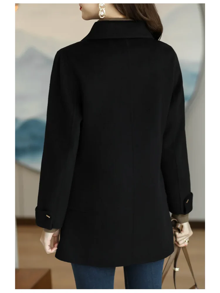 Heidi-Mode | Klassischer Trenchcoat mit Spitzkragen - Image 9