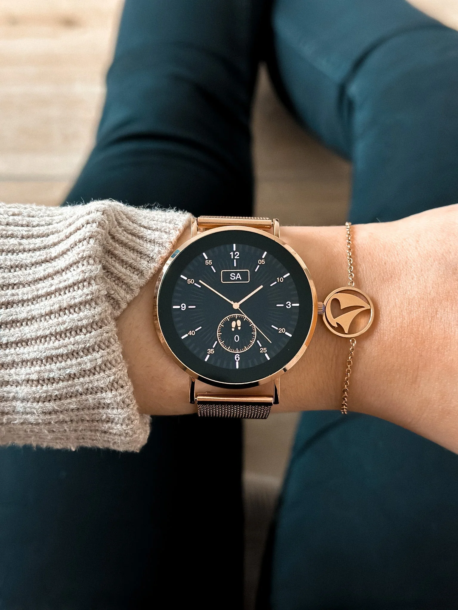 Heidi-Mode | Ultra Dünne Elegante Damen Smartwatch - Image 2