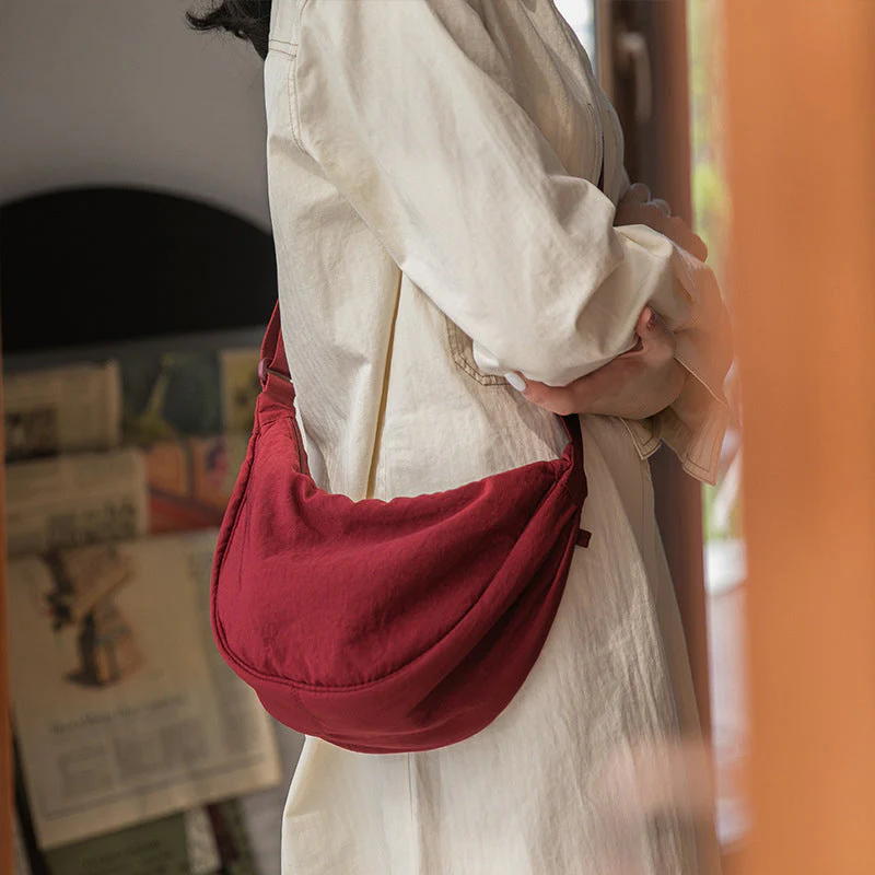 Heidi-Mode | Damenumhängetasche Half Moon mit Verstellbarem Riemen - Image 18