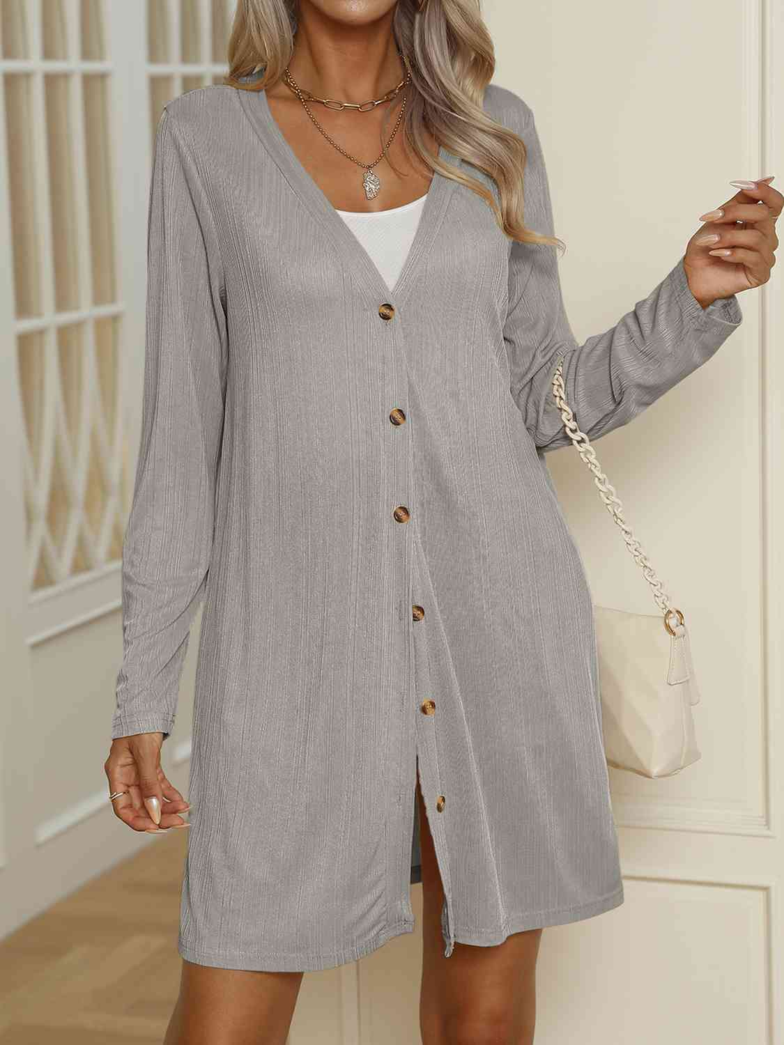 Heidi-Mode | V-Ausschnitt Knopf-Oben Langarm Cardigan - Image 17