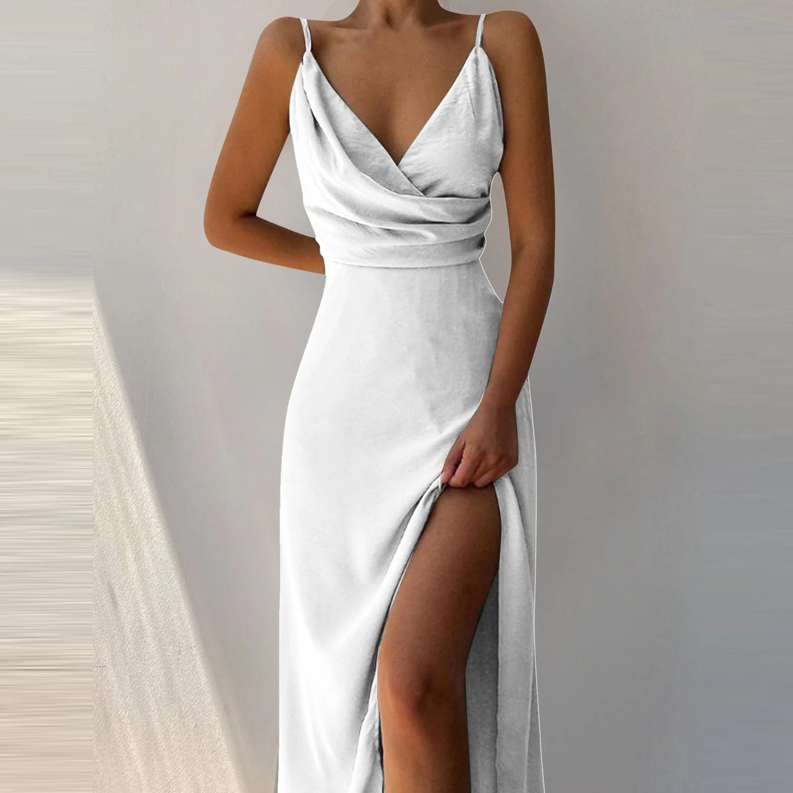 Heidi-Mode | V-Ausschnitt Midikleid mit Druck und Schlitz - Image 11