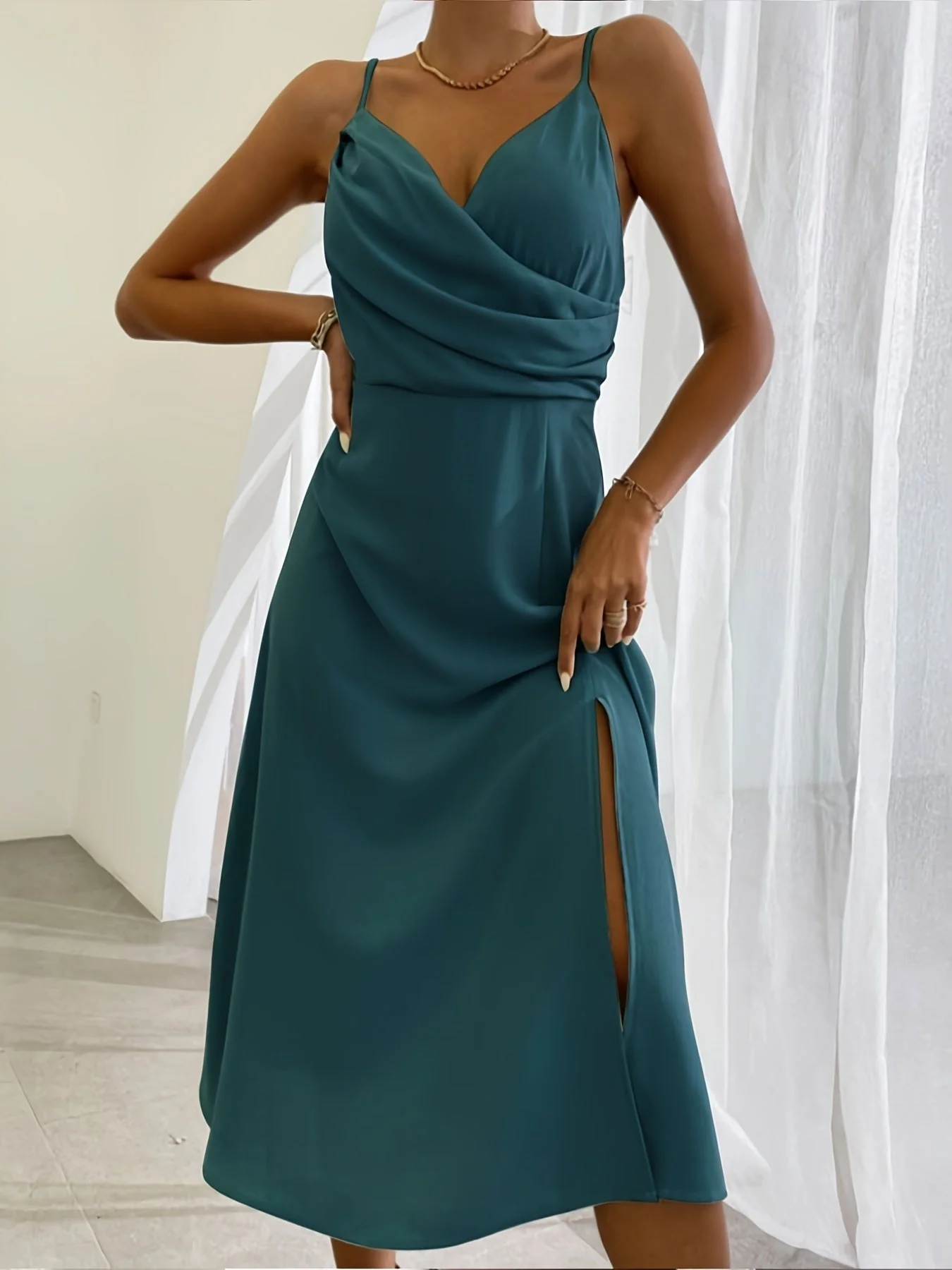 Heidi-Mode | V-Ausschnitt Midikleid mit Druck und Schlitz - Image 17
