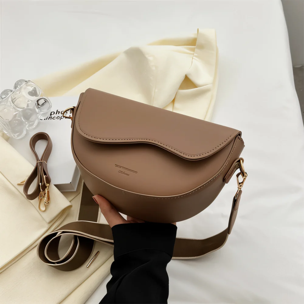 Heidi-Mode | Veganer Leder Crossbody Bag Damen Modische Tasche - Image 4