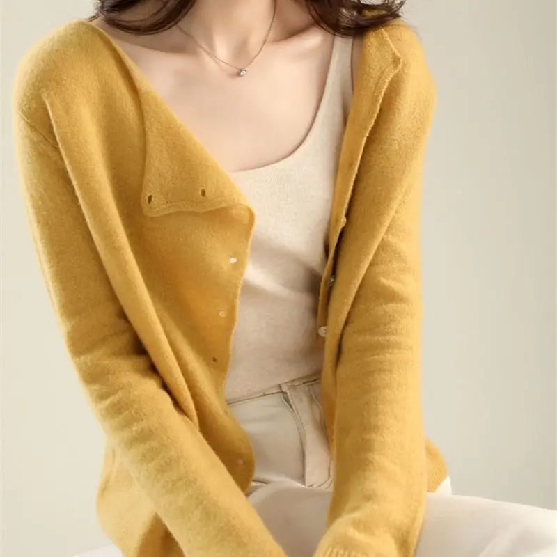 Heidi-Mode | Vintage Kaschmir-Strickjacke - Image 2