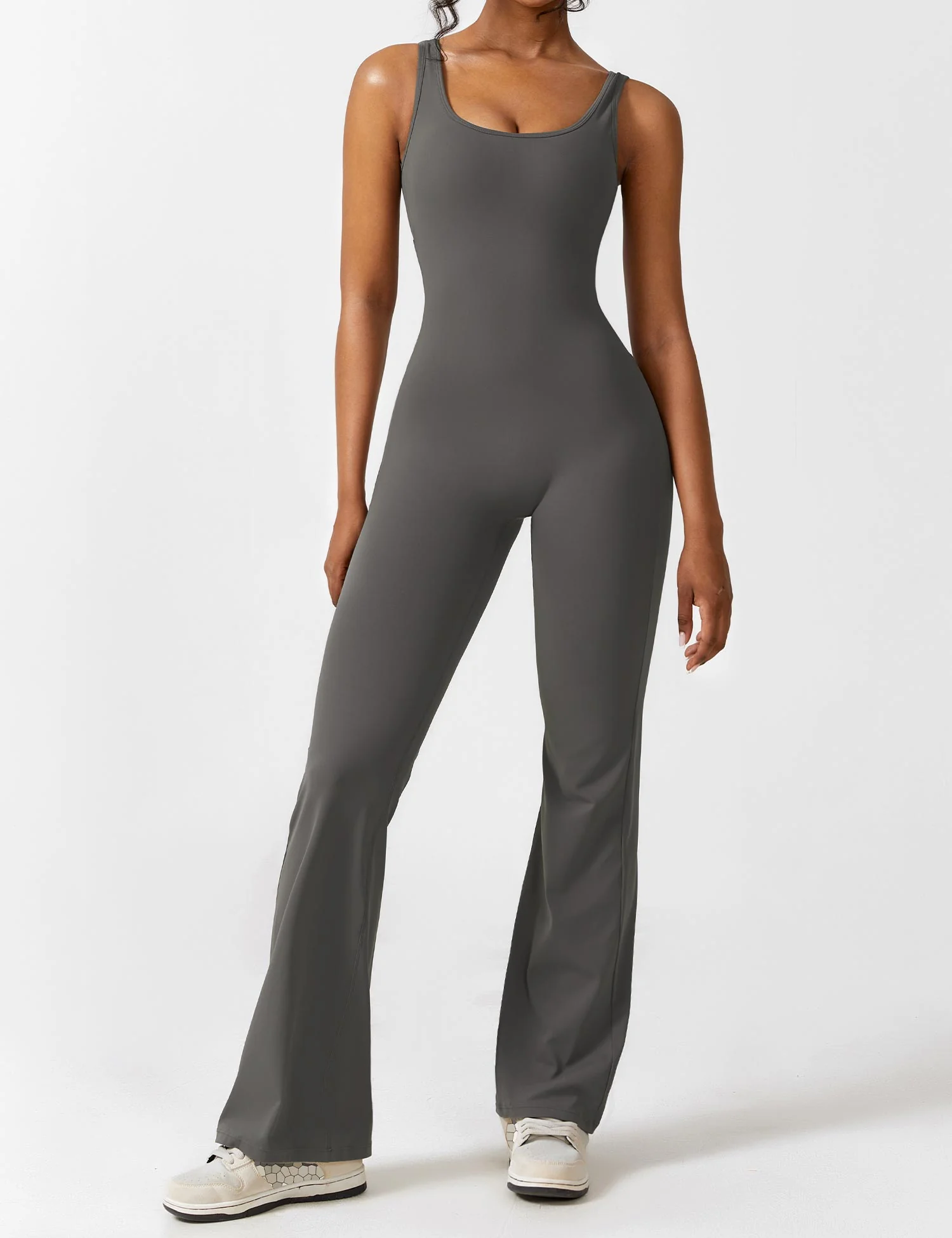 Heidi-Mode | V-Rücken Auslaufender Jumpsuit - Image 16