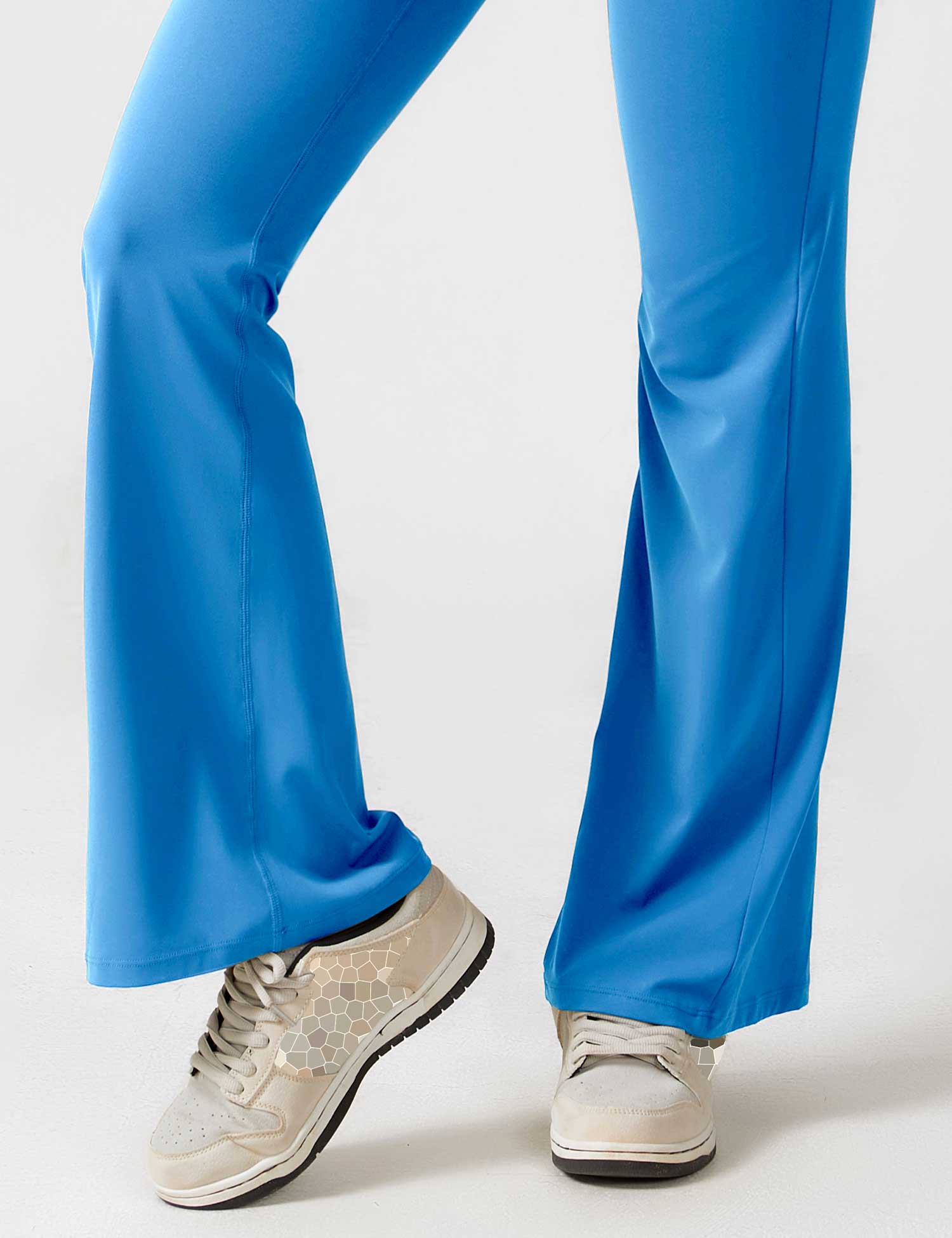 Heidi-Mode | V-Rücken Auslaufender Jumpsuit - Image 40