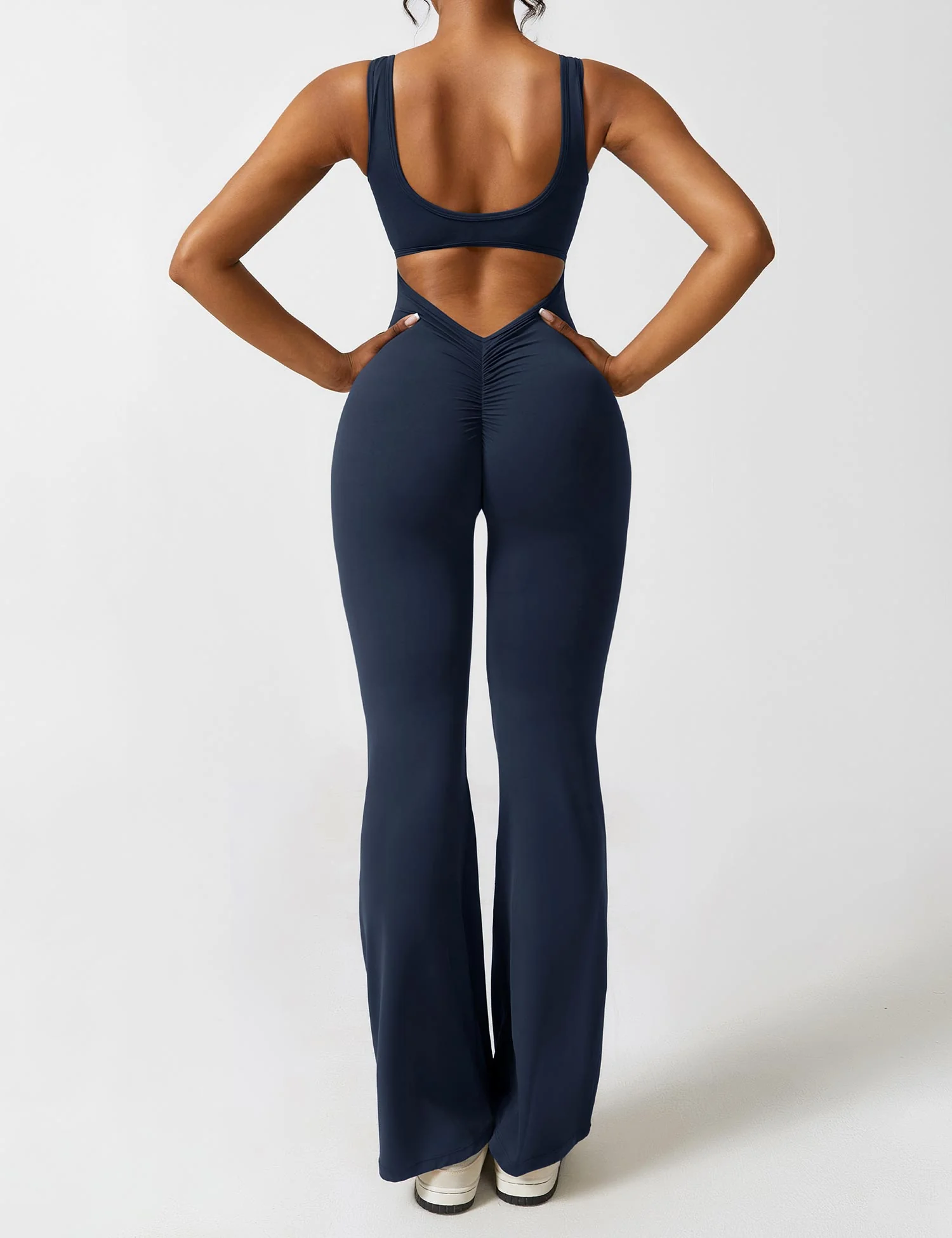 Heidi-Mode | V-Rücken Auslaufender Jumpsuit - Image 41