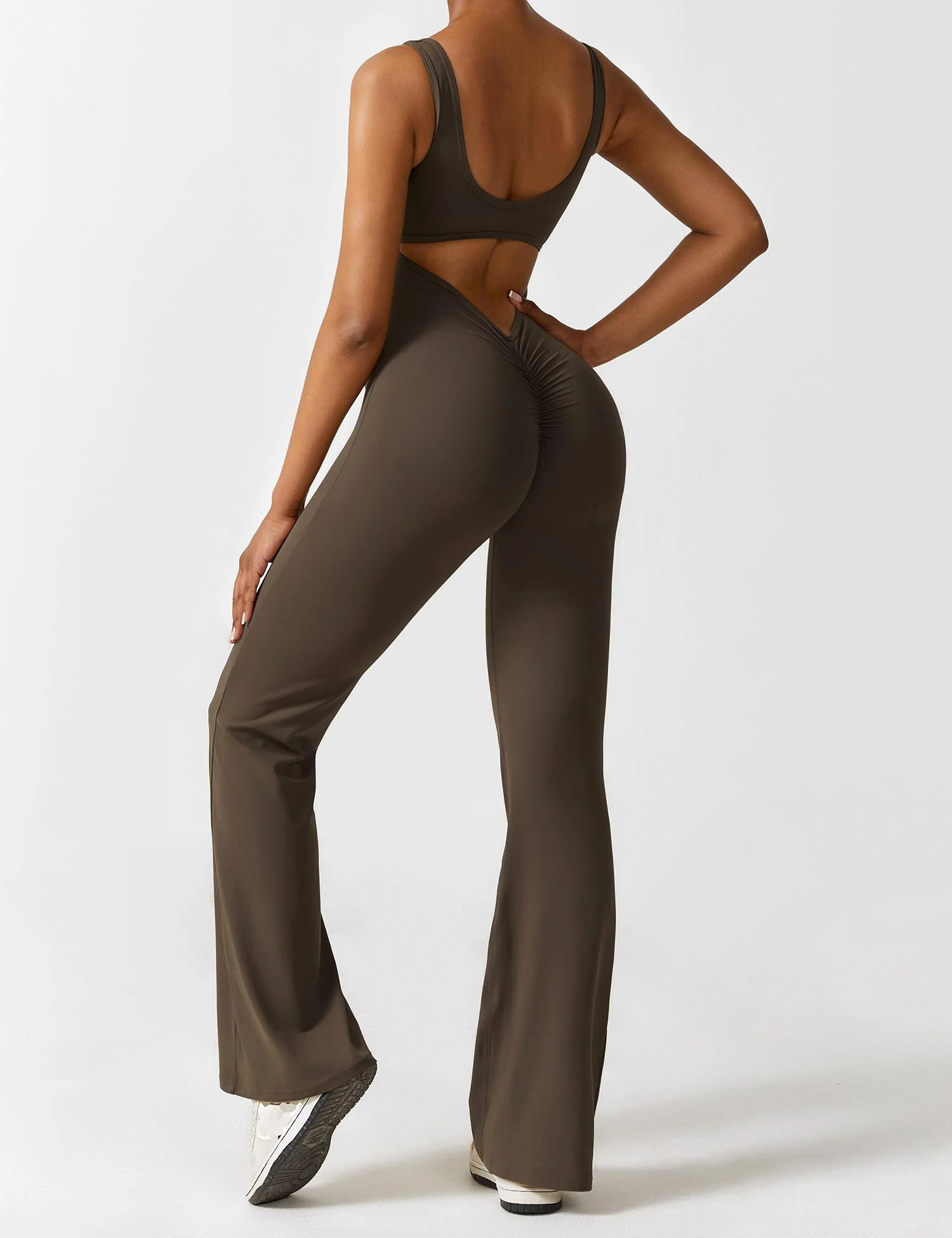 Heidi-Mode | V-Rücken Auslaufender Jumpsuit - Image 7