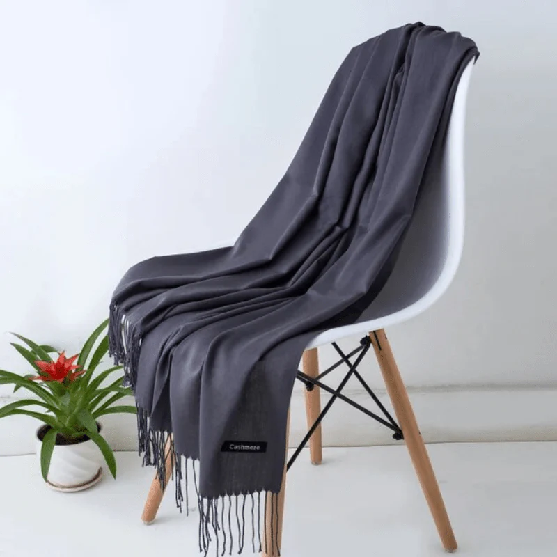 Heidi-Mode | Warme Damen Schal Weiche Textur und Elegante Ausstrahlung - Image 11