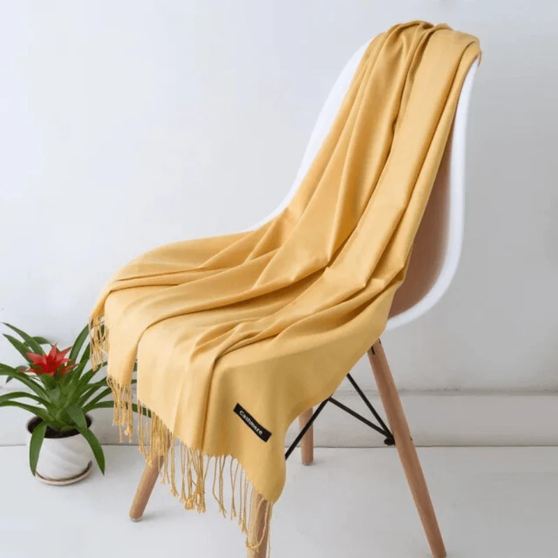 Heidi-Mode | Warme Damen Schal Weiche Textur und Elegante Ausstrahlung - Image 6