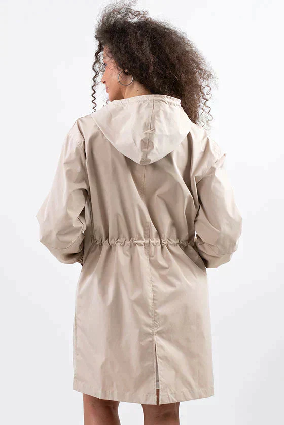 Heidi-Mode | Stylische Wasserdichte Windbreaker Regenjacke - Image 5