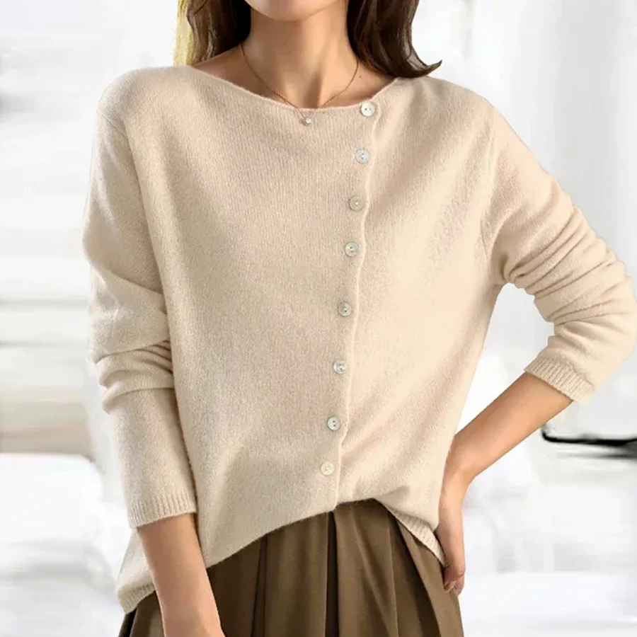 Heidi-Mode | Weiche Strickjacke mit Elegantem Knopfverschluss - Image 4