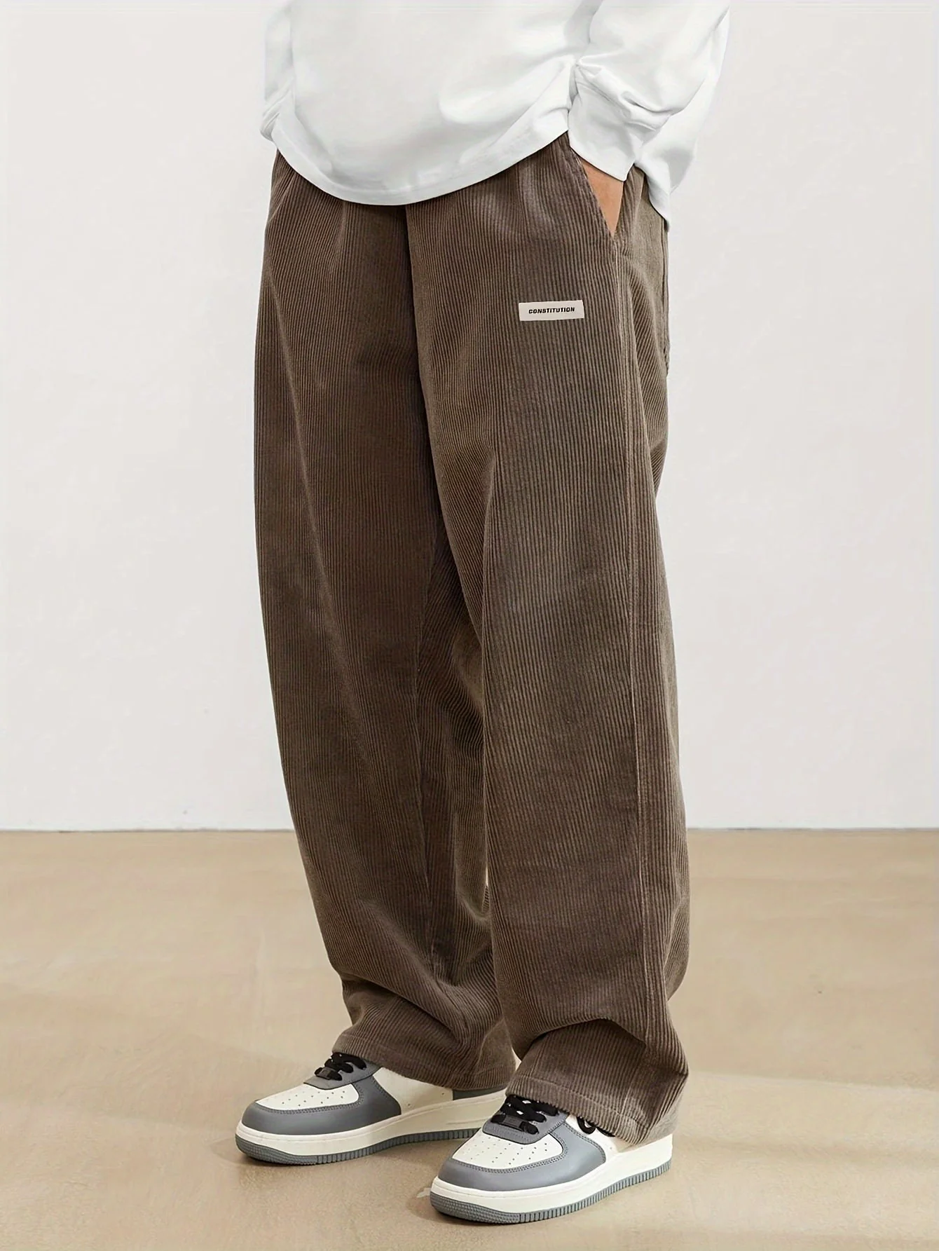 Heidi-Mode | Weiche und Coole Cordhosen für Männer für Den Sommer - Image 4