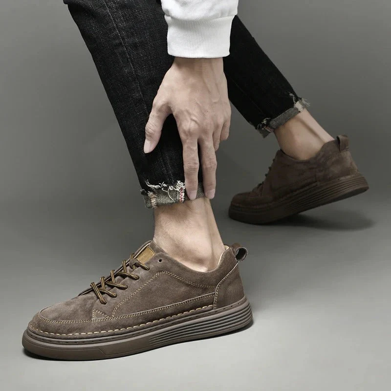 Heidi-Mode | Wildleder Low Top Sneaker - Image 14