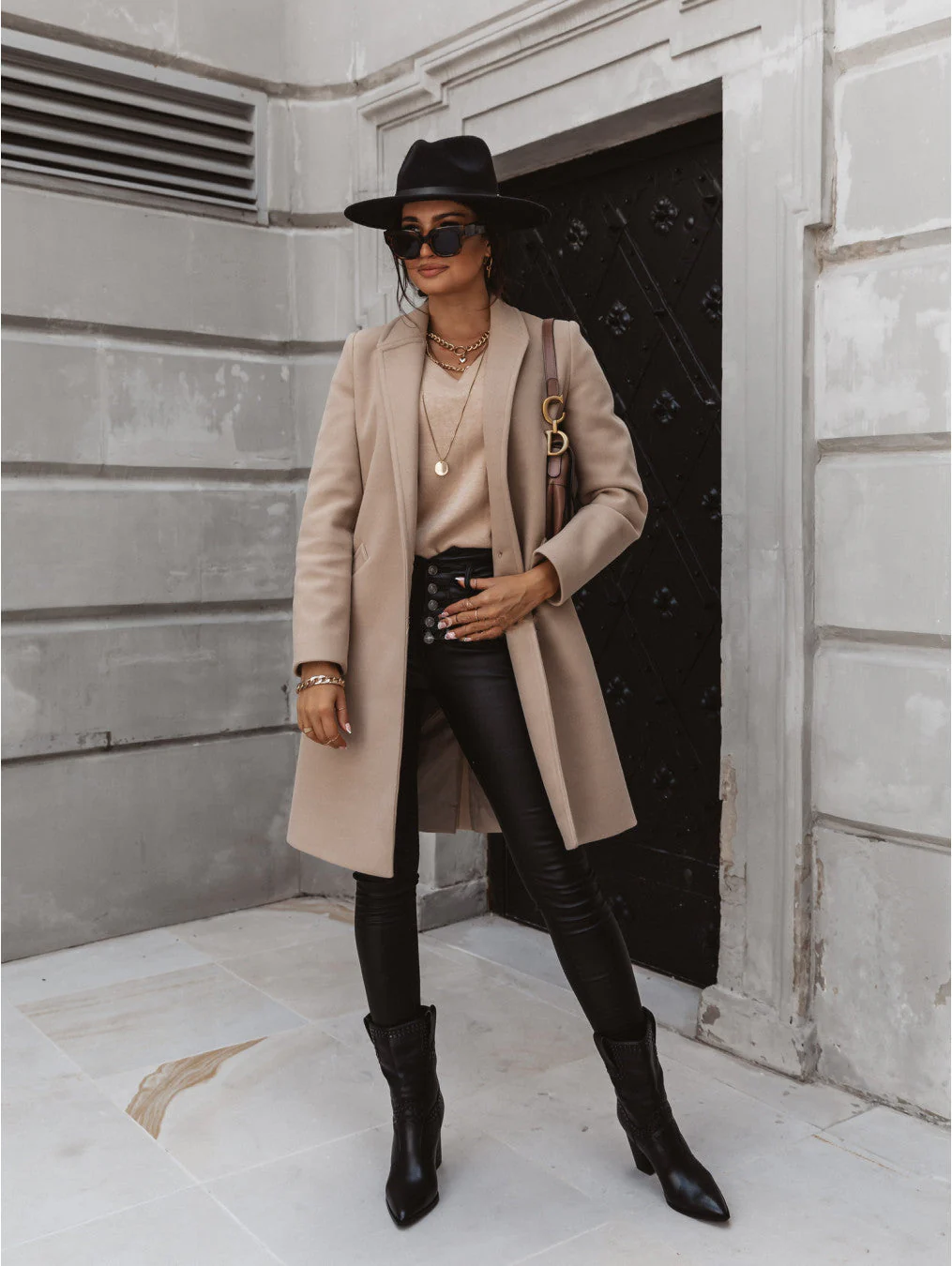Heidi-Mode | Wollmantel mit Revers und Knopf - Image 10
