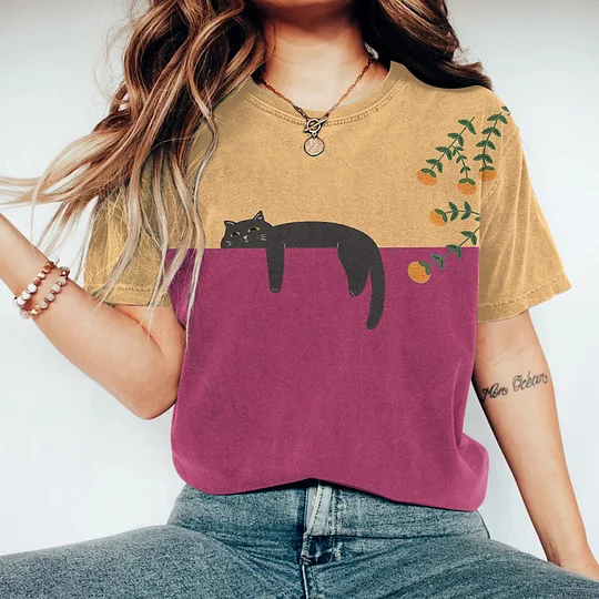 Heidi-Mode | Zweifarbige Katzen-Grafik-T-Shirt für Damen - Image 3