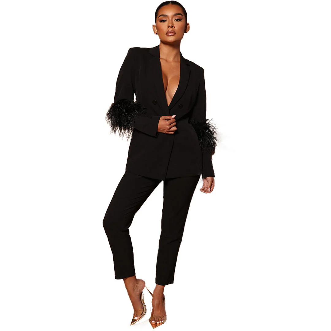 Heidi-Mode | Zweiteiliges Straußenfell-Revers für Damen - Image 5