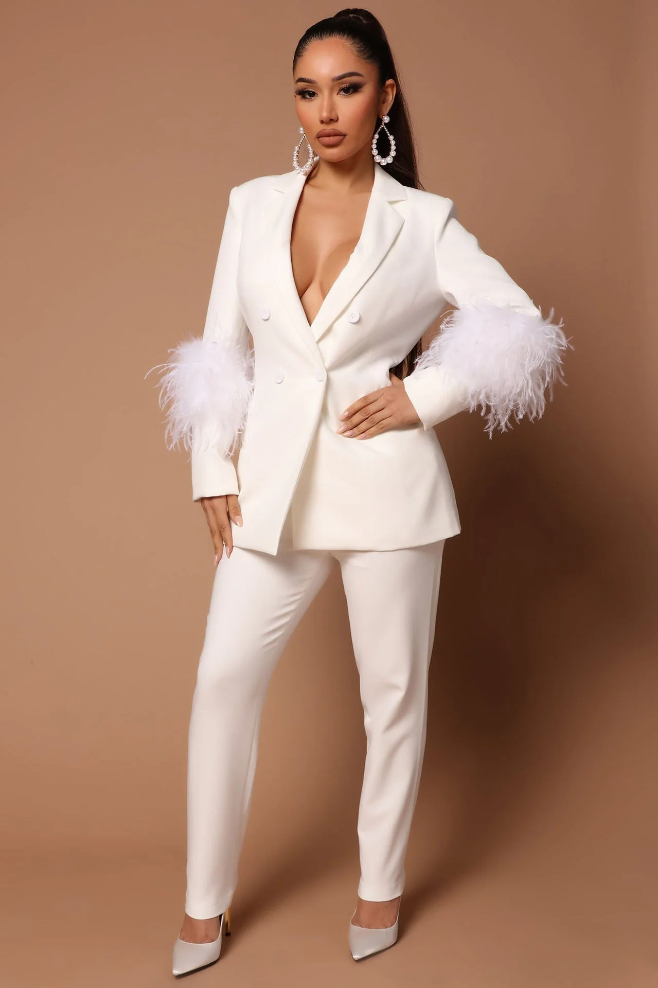Heidi-Mode | Zweiteiliges Straußenfell-Revers für Damen - Image 9